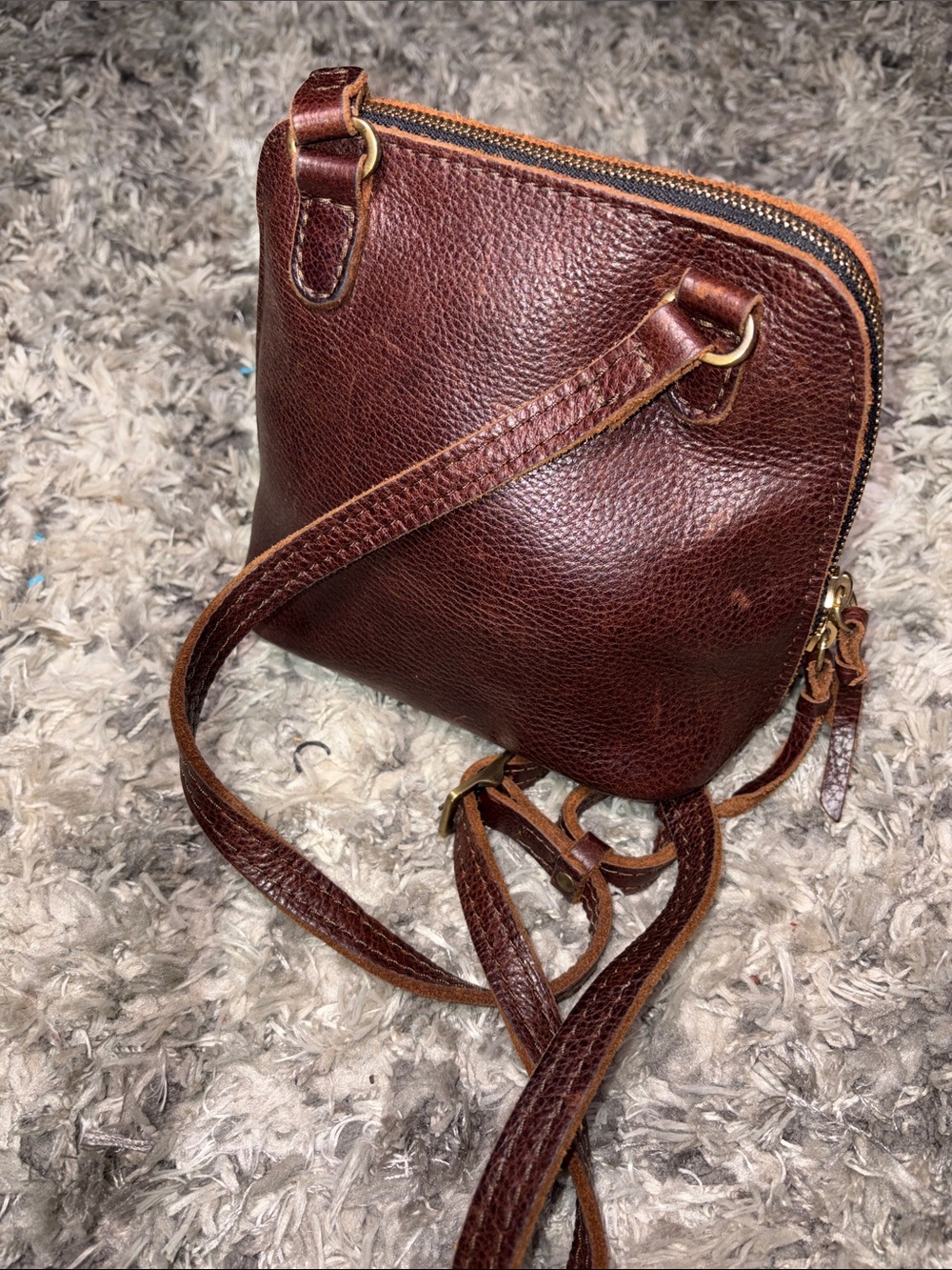Portland Leather Crossbody bag - Picture 4 of 11